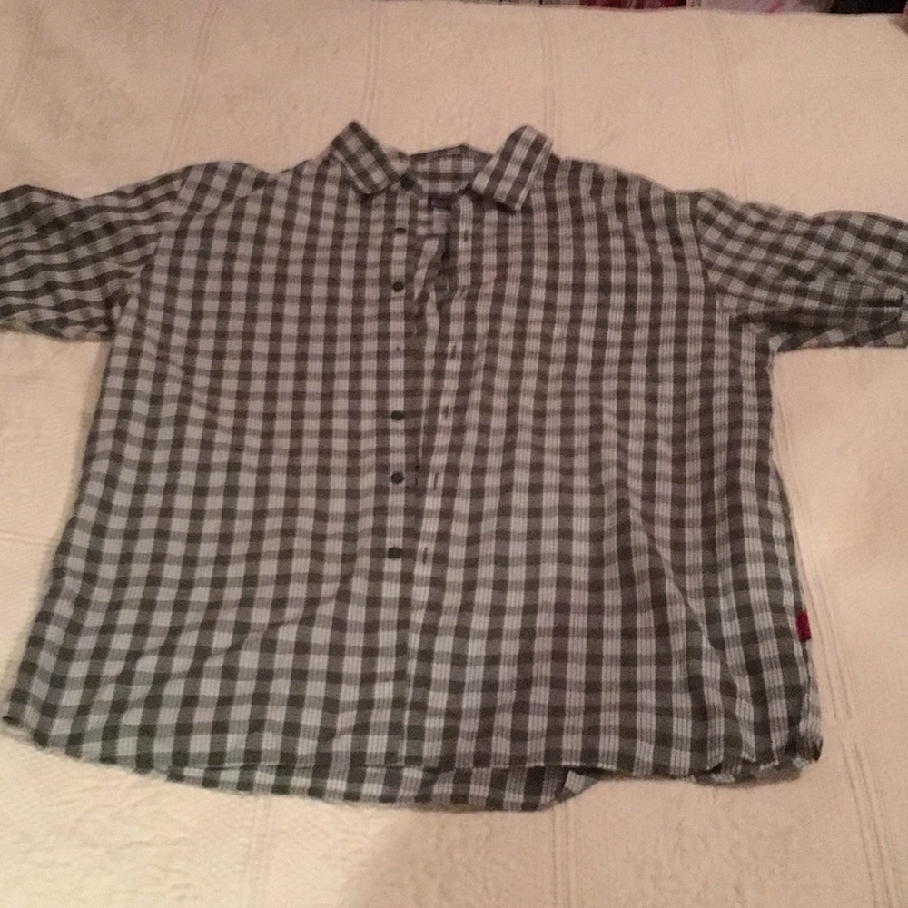 EUC Patagonia green plaid shirt - Picture 4 of 8